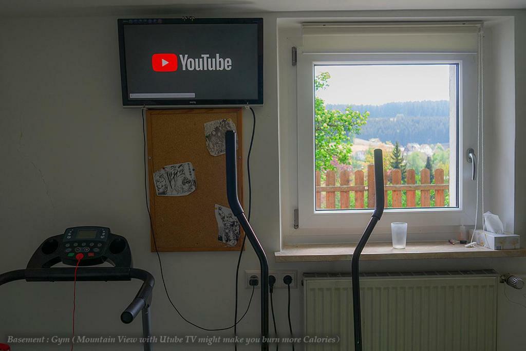 Entire House In Schwarzwald With Mountain View, Private Gym,Sauna And Garden Villa Unterkirnach Esterno foto